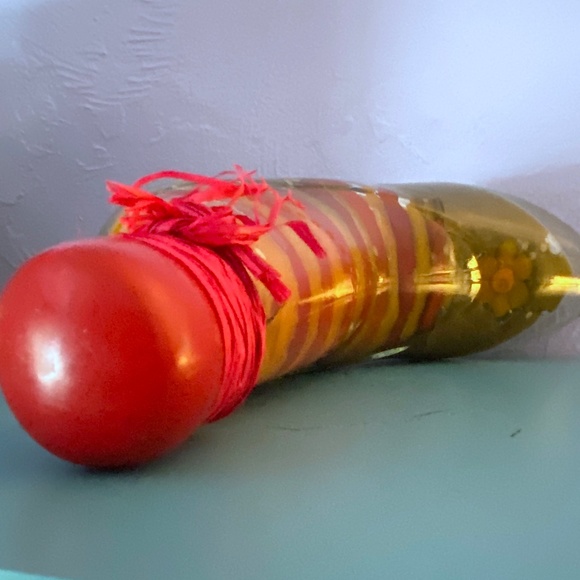 Vintage Clear Glass Stiletto High Heel Bottle 9.5" Filled Decanter Garlic Leaves - Picture 6 of 7